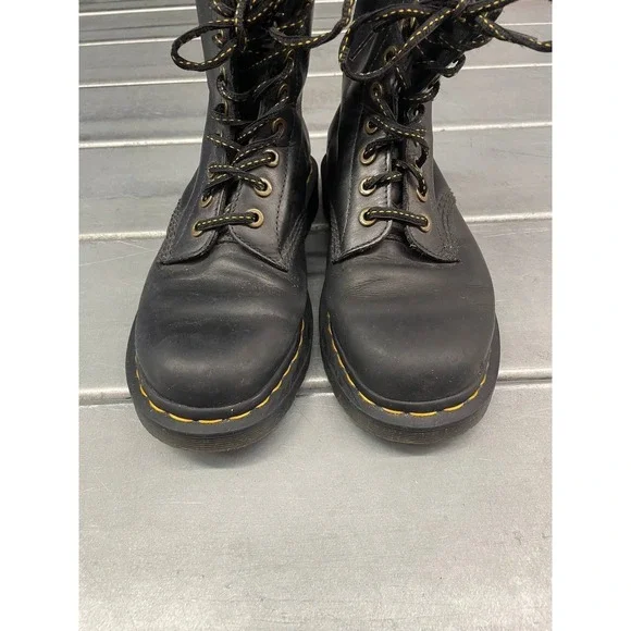 Dr. Martens 1460 Pascal Combat Boots Womens 7 Black Leather Lace Up - Picture 3 of 14